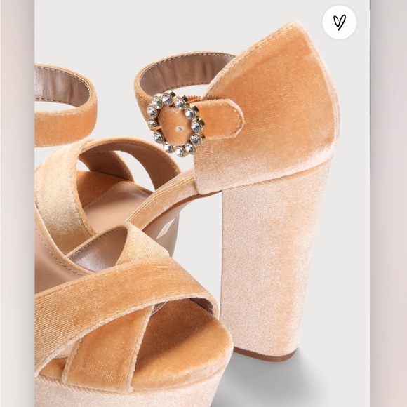 Platform Heels - Picture 4 of 6